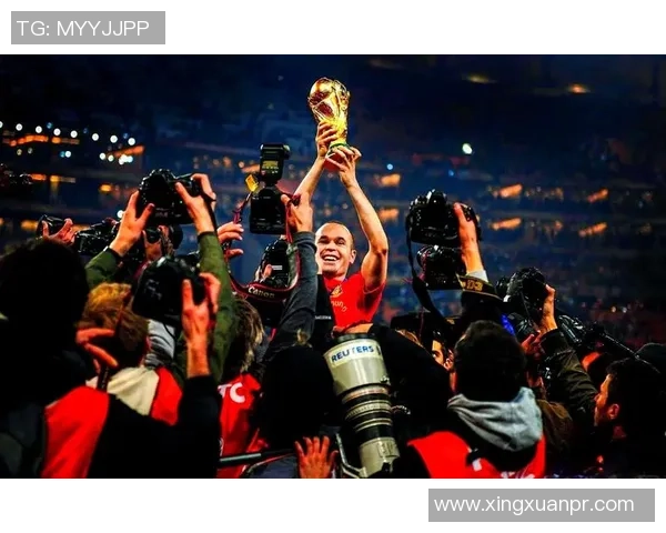 足球小忆：在绿茵场上追逐梦想与友谊的青春岁月回忆